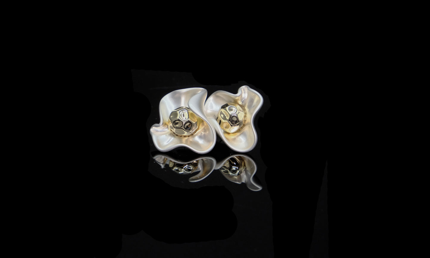 BloomLuxe Petal Earrings – 18K Gold-Plated Floral Studs